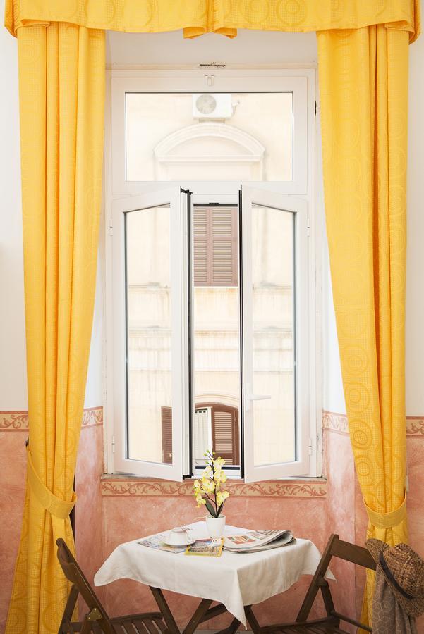 Bed and Breakfast Obelus à Rome Extérieur photo